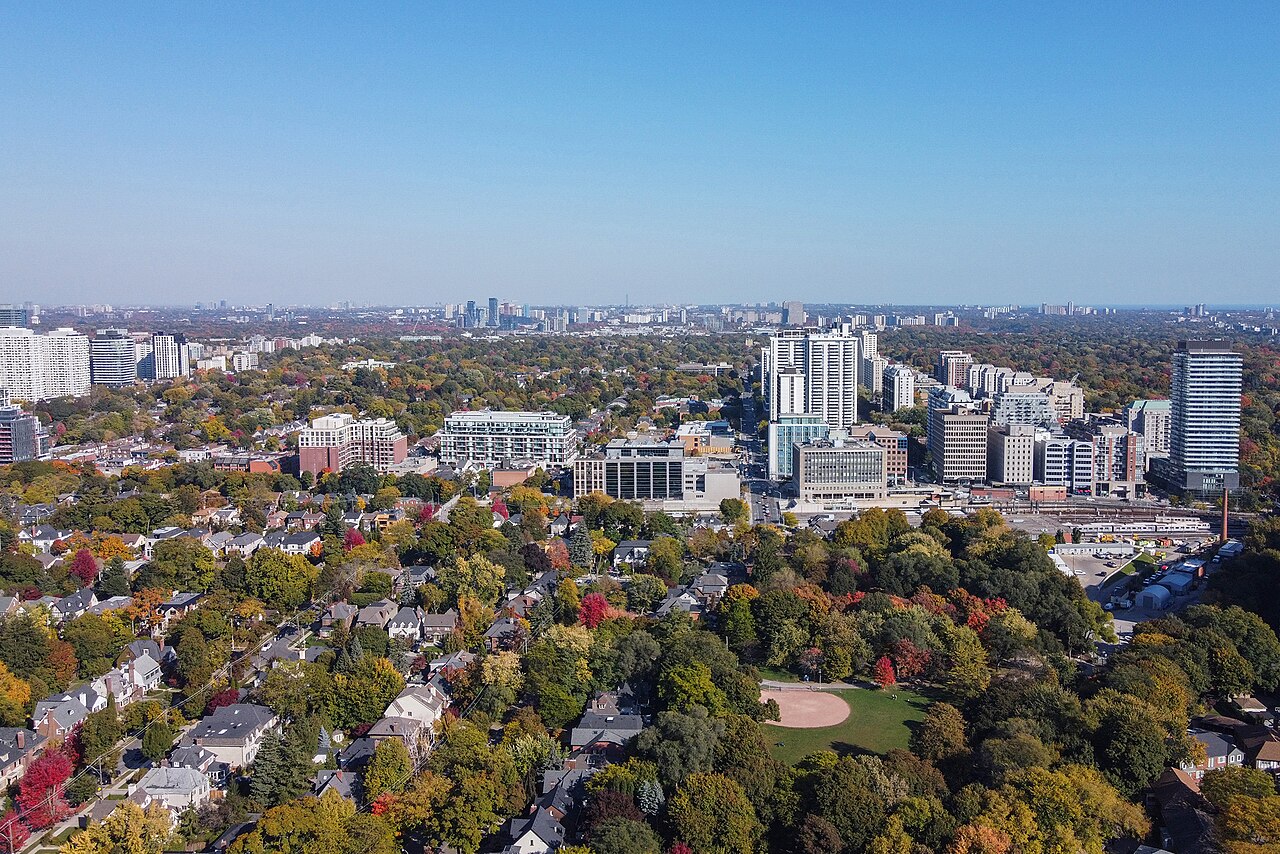 Davisville Village aerial, North Toronto